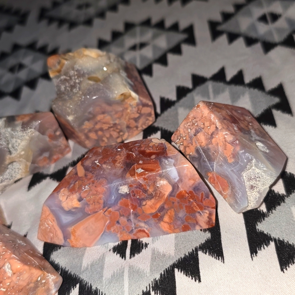 Cotton Candy 🍬 agate pieces 💗